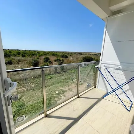 Studio Cu Piscina In Blaxy *